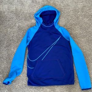 Nike pull over